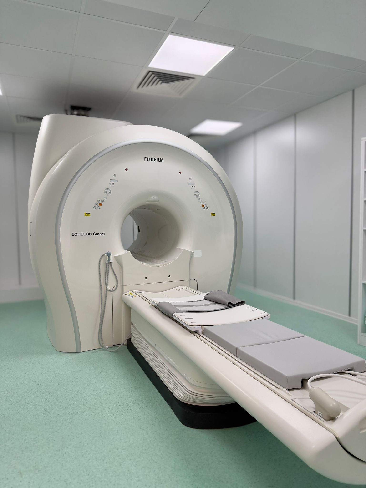 Aparatul RMN din centrul de imagistică Clinica Prestige